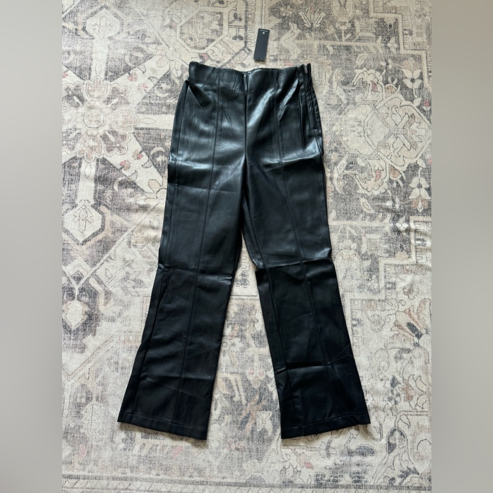 NWT | Lulus | Vegan Leather Pants | Sz M